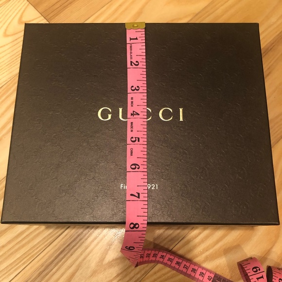 Authentic empty Gucci gift box - Picture 4 of 5